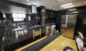 Imagem 2: Apartamento totalmente reformado. Impecável com ar condicionado no imóvel todo. Todo mobil