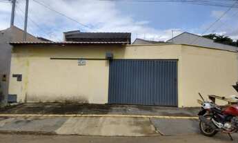 Imagem: Alugo Casa, 2 Quartos, Quintal amplo e Garagem