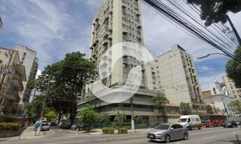 Imagem: Apartamento frente para Campo de São Bento