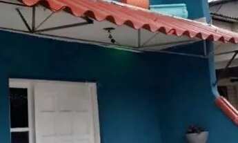 Imagem 2: Sobrado na Hipica - 3 Dormitórios, sendo 1 Suíte