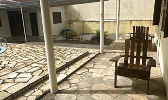 Imagem 7: Casa de praia na quadra do mar