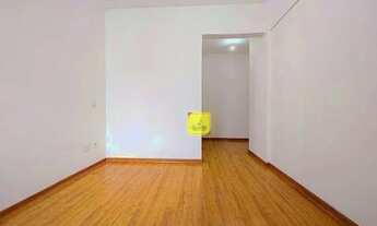 Imagem 11: Apto com 2 quartos (suíte), varanda, 2 vagas, elevador e portaria 24h no Centro