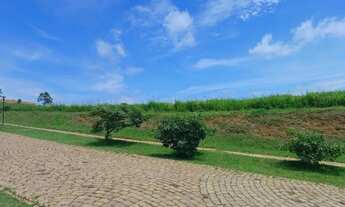 Imagem 7: Imóvel para venda tem 1318 metros quadrados em Condomínio Espelho Dágua - São José dos C