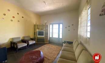 Imagem 3: Casa com 3 dormitórios para alugar, 100 m² por R$ 3.000,00/mês - Vila Tania - Mário Campos