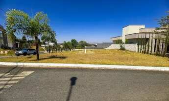 Imagem 5: Lote em oportunidade no Condomínio Vale Verde, com 450,00 m², quitado e registrado, aceita