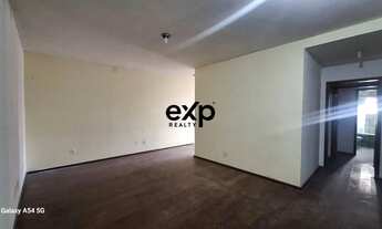 Imagem 3: Sobrado Amplo com Área Comercial - Ideal para Morar e Investir!