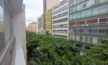 Imagem 3: Apartamento com dois quartos, dois banheiros social, dependência completa e vaga de garage