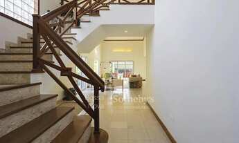 Imagem 2: Residência mobiliada com jardim, piscina e varanda gourmet