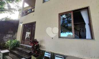 Imagem 2: Casa com 5 quartos na rua Sacopa