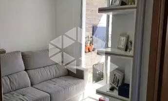 Imagem 2: Apartamento dois dormitórios, semi mobiliado com sacada e churrasqueira