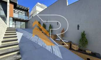 Imagem 4: Aluguel ou Venda de casa com 4 quartos em Camboinhas, Região Oceânica de Niterói, RJ