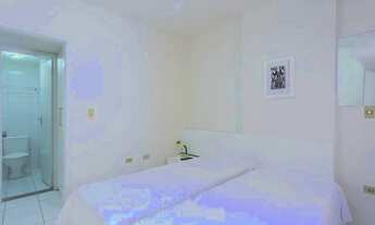 Imagem 7: Imóvel mobiliado para aluguel tem 61 metros quadrados com 2 quartos em Boa Viagem - Recife