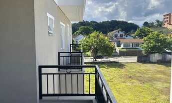 Imagem 2: Apt em prédio estilo neoclássico