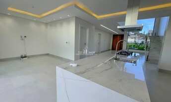 Imagem 6: Sobrado com 4 suítes independentes, sem vizinho de frente, localizado no Jardins Capri