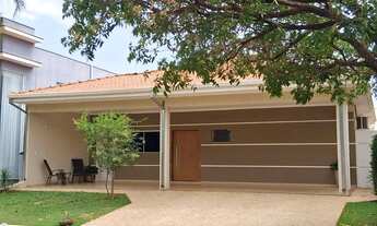 Imagem 2: Casa para venda em CONDOMÍNIO BELLA CITTÀ de 360.00m² com 3 Quartos, 2 Suites e 4 Garagens