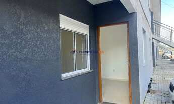 Imagem 3: Casa com 2 dormitórios, banheiro social e pátio