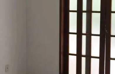 Imagem 4: Casa à venda na Rua Floriano de Godói, Parque Duque, Duque de Caxias - RJ