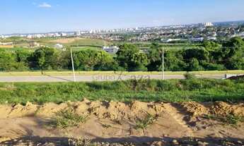 Imagem 6: Terrono para venda tem 330 metros quadrados