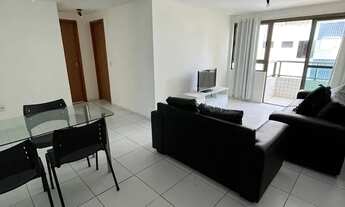 Imagem 2: Apartamento com 2 quartos, um sendo suíte, mobiliado, ventilado, com varanda, próximo aos