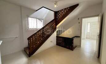 Imagem 2: Casa para Venda em Florianópolis, Coqueiros, 4 dormitórios, 2 suítes, 5 banheiros, 2 vagas