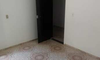 Imagem 4: BARBADA, VENDO CASA COM 3 KITNETS PRONTOS + ÁREA DE SERVIÇO (QUINTAL