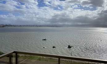 Imagem 5: Apartamento para venda possui 180 m² com 3 quartos na Beira Mar - Florianópolis - SC