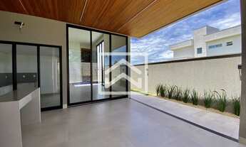 Imagem: CASA TÉRREA EM CONDOMÍNIO, 240m2 com 4