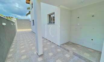 Imagem 4: Casa Sobreposta para Venda em Itanhaém, Jd. das Palmeiras, 2 dormitórios, 1 suíte, 2 banhe