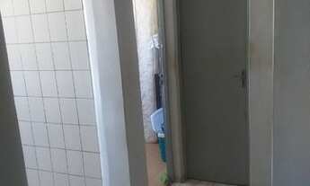 Imagem 5: Apartamento com 2 dormitórios, 60 m² - venda por R$ 110.000,00 ou aluguel por R$ 700,00/mê