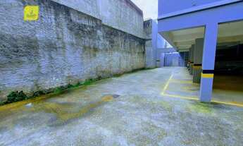 Imagem 5: Apartamento de fundos claro e silencioso, 2 quartos com área separada na avenida principal