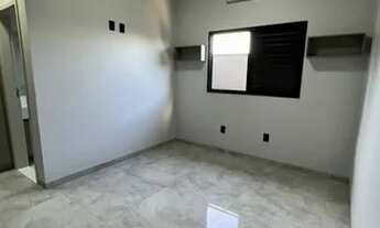 Imagem 3: Térrea para venda possui 205 metros quadrados com 5 quartos