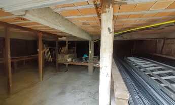 Imagem 7: Prédio comercial e residencial no bairro Forquilhinhas em São José com 3 andares próximo a