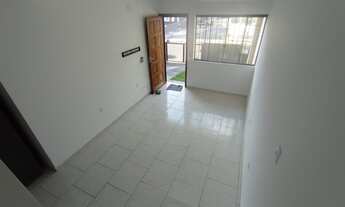 Imagem 3: Sobrado no jardim botânico