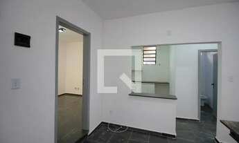 Imagem 7: Casa para Aluguel - Floresta, 3 Quartos, 60 m2