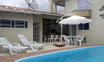 Imagem: Sobrado com Piscina em Itapema-SC