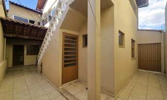 Imagem 6: Casa com 3 dormitórios para alugar em Contagem