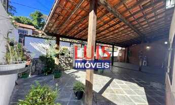 Imagem: Excelente casa com 4 dormitórios à venda