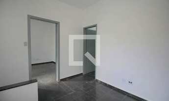 Imagem 2: Casa para Aluguel - Floresta, 3 Quartos, 60 m2