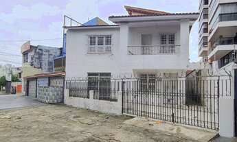 Imagem 4: Casa em 02 pavimentos com 04 quartos s/ 01 suite 02 vagas - COD 62820