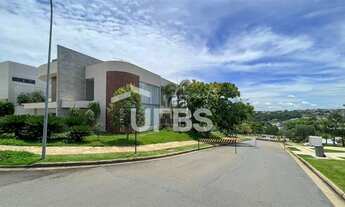 Imagem 2: Sobrado de Esquina no Alphaville Araguaia