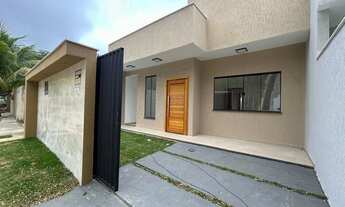 Imagem: Belíssima Casa com 2 quartos à venda