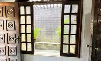 Imagem 4: CASA AMPLA Casa com 3 dormitórios