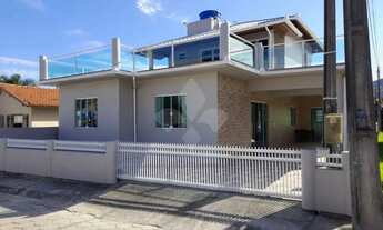 Imagem: Casa de 2 dormitórios, à venda no Bairro