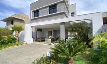 Imagem 2: Ágio Casas Jardins Lyon Casa em Condomínio com 4 Quarto(s) e 4 banheiro(s) à Venda, 200.86