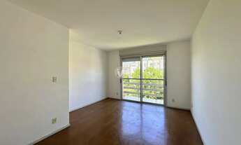 Imagem 3: Apartamento de 2 dormitórios à venda, REFORMADO, com vaga, no bairro Fátima!