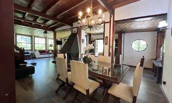 Imagem: Casa com 10 dormitórios (sendo 2 duplos)