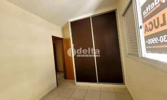 Imagem 6: Apartamento com 3 quartos sendo 1 suíte, disponível para locação no bairro Santa Mônica em