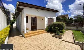 Imagem: Casa com 2 quartos e 3 vagas no bairro Nossa