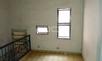 Imagem: Casa com 03 quartos no Centro de Ribeirão