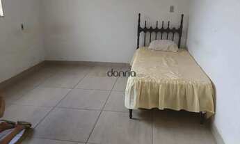 Imagem 6: Terreno de Esquina com Duas Casas Oportunidade de Investimento